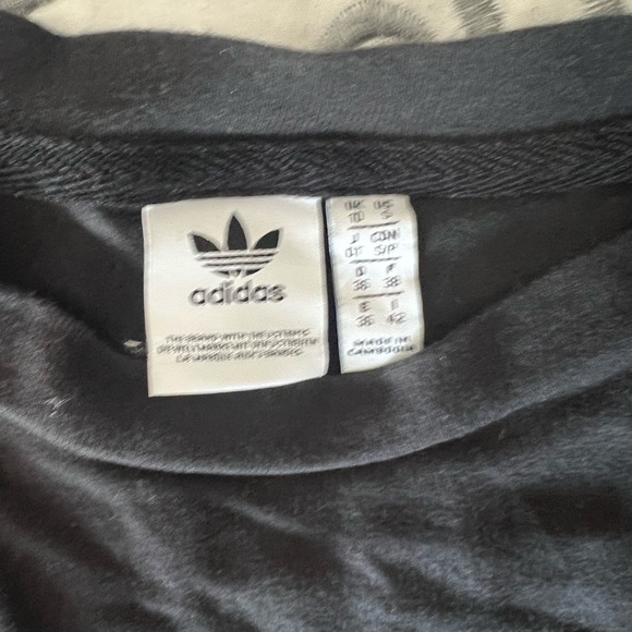 Long sleeve Adidas crop top - Picture 2 of 2